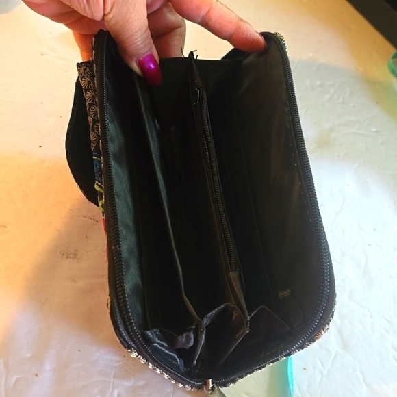 Vibrant Multi-Color Embroider Wristlet Multiple Compartments Floral Zip Sz.Large - Picture 5 of 6